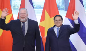 Thủ tướng Phạm Minh Chính chủ trì Lễ đón Thủ tướng Cuba Manuel Marrero Cruz 