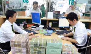 Ngân hàng Nhà nước đề xuất giải pháp 'chữa bệnh thừa tiền' trong hệ thống