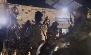 Bước đi và thách thức của phe nổi dậy Syria sau khi chiếm được Aleppo và Hama