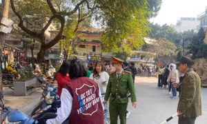 Hà Nội: Huy động 100% cán bộ, chiến sĩ ứng trực trong đêm Noel