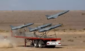 Iran ồ ạt phóng UAV trả đũa Israel; Jordan đánh chặn một số UAV xâm nhập không phận