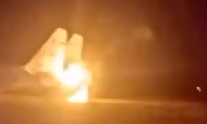 Tình báo Ukraine công bố video phá huỷ chiến đấu cơ Su-27UB của Nga ở Crimea