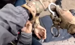 Video an ninh Nga truy đuổi, bắt sống đặc vụ Ukraine bị cáo buộc âm mưu ám sát