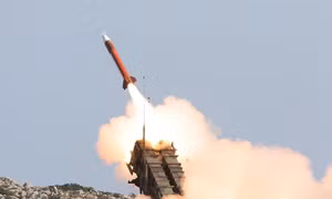 New York Times: Mỹ phê duyệt chuyển 125 tên lửa tầm xa và 100 tên lửa Patriot cho Ukraine