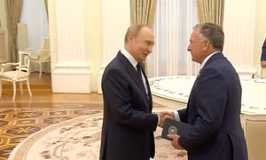 Tiết lộ đầu tiên của quan chức cấp cao Nga về cuộc gặp giữa Tổng thống Putin và đặc phái viên Mỹ