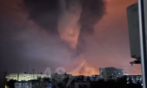 Ukraine tấn công nhiều cơ sở dầu khí quan trọng của Nga, cách tiền tuyến từ 1.000 - 1.500 km