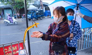 Bảo đảm an toàn cho công nhân Đà Nẵng khi thực hiện 'nhiệm vụ kép'