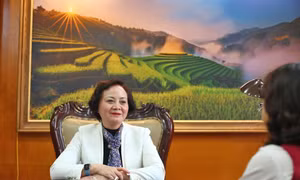 Bộ trưởng Nội vụ và thông điệp 'cùng thay đổi, chung sức xây dựng nền hành chính chuyên nghiệp, hiện đại'