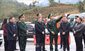 Kiểm tra tình hình xuất nhập khẩu hàng hóa tại cửa khẩu