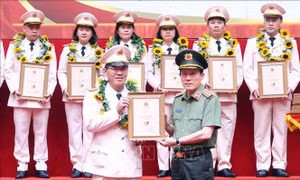 Tuyên dương điển hình tiên tiến thuộc lực lượng Tham mưu Công an nhân dân