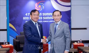 Bộ trưởng Ngoại giao Lê Hoài Trung tiếp xúc song phương với các nước