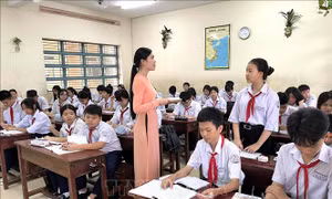 Nhà giáo được hưởng phụ cấp ưu đãi nghề từ 20% - 80%​