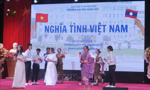 Lưu học sinh Lào tranh tài hùng biện tiếng Việt