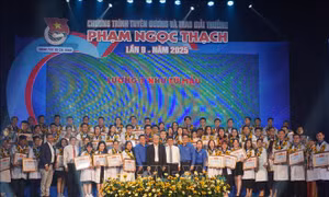 Trao Giải thưởng Phạm Ngọc Thạch cho 73 thầy thuốc trẻ