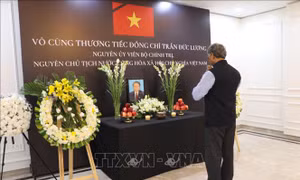 Bạn bè quốc tế tại nhiều nước tưởng niệm nguyên Chủ tịch nước Trần Đức Lương