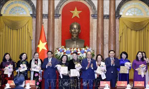 Lãnh đạo Đảng, Nhà nước gặp mặt các nữ Đại biểu Quốc hội