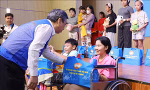 Không để trẻ mắc bệnh hiểm nghèo bỏ lỡ cơ hội điều trị và học tập