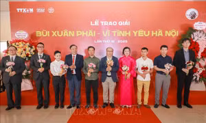 Giải thưởng Bùi Xuân Phái 2025 vinh danh nhạc sĩ Trần Tiến