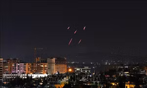 Syria cáo buộc quân đội Israel bắn tên lửa vào thủ đô Damascus
