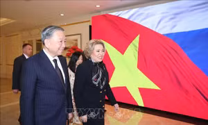Tổng Bí thư Tô Lâm hội kiến Chủ tịch Hội đồng Liên bang Nga