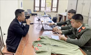 Khởi tố đối tượng giả danh công an để lừa đảo, chiếm đoạt tài sản