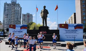 135 năm Ngày sinh Chủ tịch Hồ Chí Minh: Long trọng lễ kỷ niệm tại quê hương Lênin