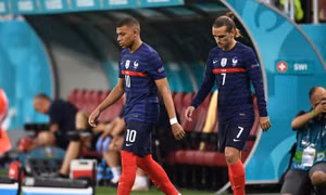 Tiết lộ 'rạn nứt' quan hệ giữa Kylian Mbappe và Antoine Griezmann