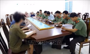 Lâm Đồng: Tiếp nhận 11 công dân bị lừa sang Campuchia lao động trái phép
