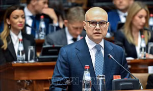 Thủ tướng Serbia tuyên bố từ chức
