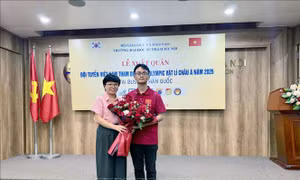 Chàng trai 'vàng' làm rạng danh đất học