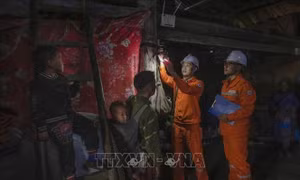 Ảnh hưởng của bão số 10: Điện lực Lào Cai tập trung toàn lực khắc phục sự cố sau bão