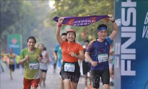 Kỷ lục 3.000 vận động viên chinh phục cự ly marathon 42 km tại Việt Nam