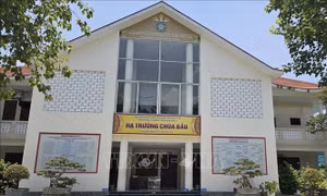 Phú Thọ: Khởi tố, bắt tạm giam đối tượng đánh 5 chú tiểu tại chùa Bầu