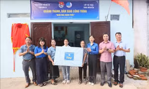 'Ngôi nhà hạnh phúc' dành tặng học sinh có hoàn cảnh khó khăn