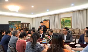 Đoàn UBND thành phố Cần Thơ thăm và làm việc tại Malaysia