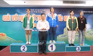 Trao huy chương cho các kỳ thủ thi đấu xuất sắc ở Giải vô địch Cờ tướng quốc gia