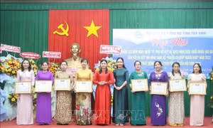 Hỗ trợ sinh kế cho phụ nữ nghèo