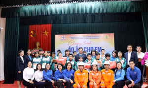 Điện lực Hải Phòng chung tay chăm lo trẻ em yếu thế
