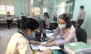Giải ngân cho vay trả lương phục hồi sản xuất