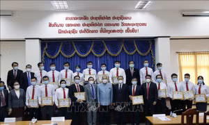 Dấu ấn những 'chiến sĩ áo trắng' Việt Nam trên đất nước Triệu Voi