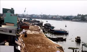 Tập trung nguồn lực cho tái định cư thuộc Dự án Kè sông Cần Thơ