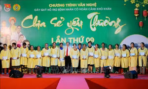Hành trình 'Chia sẻ yêu thương' với bệnh nhân nghèo