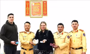 Ấm lòng hành động đẹp trên cao nguyên đá Hà Giang
