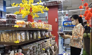 TP Hồ Chí Minh: Sức mua tăng mạnh, doanh nghiệp tung hàng Tết