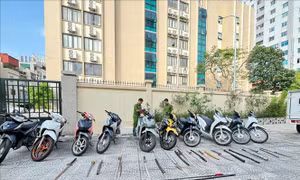 Hà Nội: Bắt giữ 26 thanh, thiếu niên mang hung khí gây náo loạn đường phố