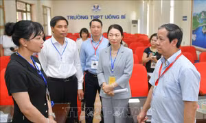 Bộ trưởng Nguyễn Kim Sơn: Đặc biệt chú ý ngăn chặn gian lận bằng thiết bị công nghệ cao