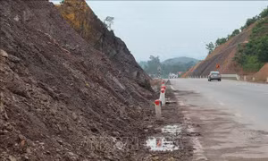 Nỗ lực khắc phục bất cập mất an toàn giao thông trên Quốc lộ 4B