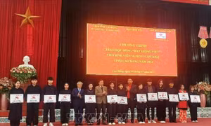 Học bổng Hạt giống Việt hỗ trợ sinh viên dân tộc nghèo vượt khó