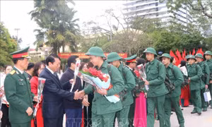 Thanh niên khu vực Quân khu 1 nô nức lên đường nhập ngũ