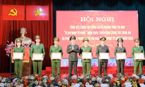 Nắm bắt tình hình, chủ động phòng ngừa, đấu tranh với tội phạm